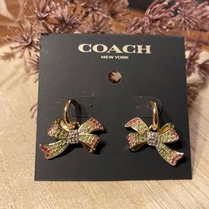 ~NEW COACH BOW EARRINGS ~🎀